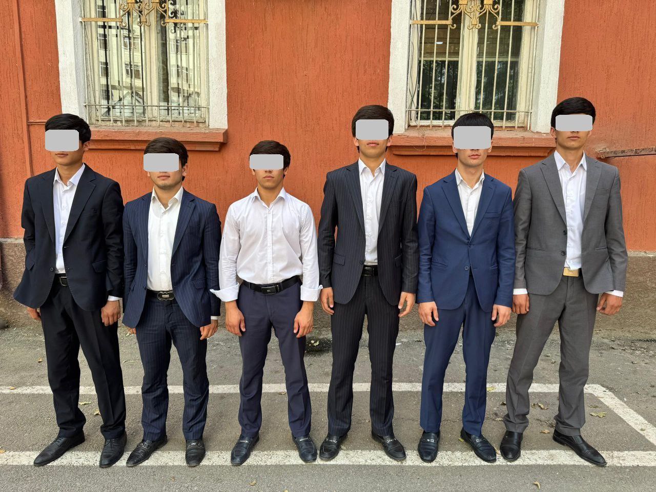 未成年人在瓦尔佐布举办派对；家长被追究责任。