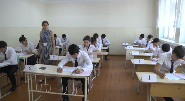 记者将能够报道塔吉克斯坦的集中入学考试。