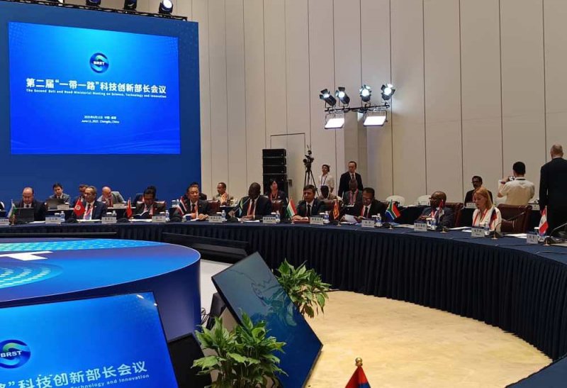 塔吉克斯坦参加在中国举行的第二次“一带一路”科技创新部长级会议。