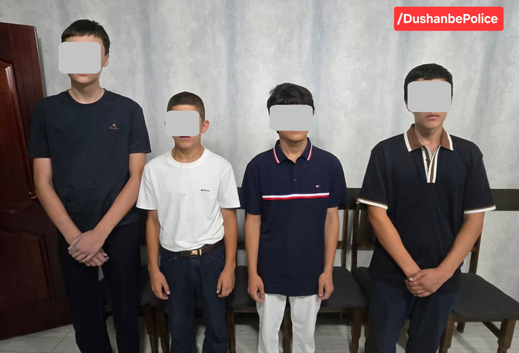 四名涉嫌多起盗窃案的青少年在杜尚别被拘留。