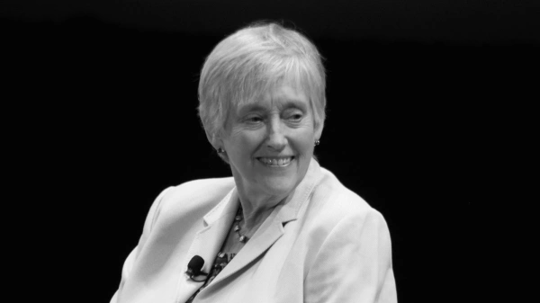 英国军情五处首位女局长去世。她是詹姆斯·邦德系列电影中M的原型。