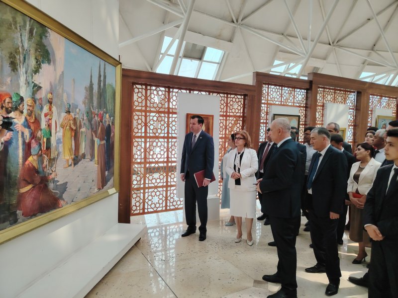 为纪念阿布·阿里·伊本·西那诞辰1045周年，国家博物馆举办了一场展览。