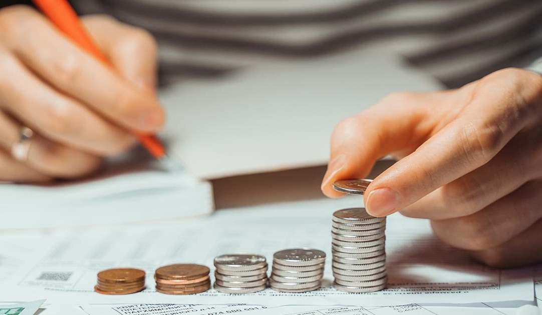 塔吉克斯坦税务委员会上半年的预算收入计划超额完成了 15 亿索莫尼。