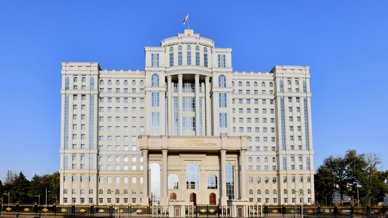 塔吉克斯坦总理会见了欧洲议会代表团。