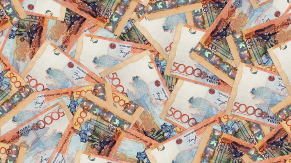 哈萨克斯坦继续用新钞替换旧钞。