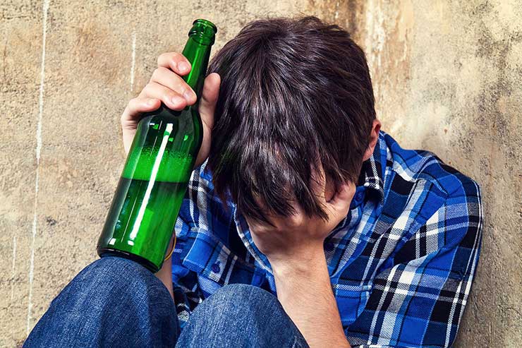 在俄罗斯新西伯利亚州，一名八岁儿童因酗酒被登记在案。