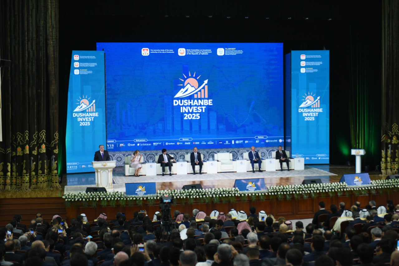 在杜尚别-2025投资论坛首日,签署了价值30亿美元的协议。