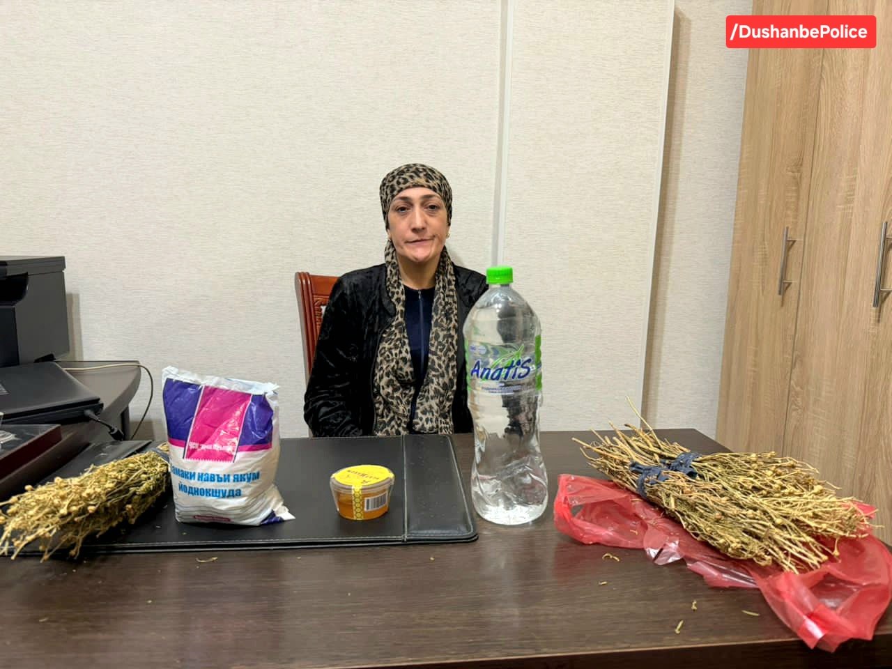 一名女子因在杜尚别从事算命和巫术活动而被捕。