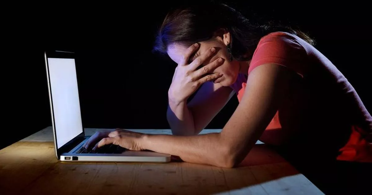 联合国:人工智能加剧了针对女性的数字暴力