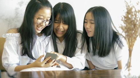 哈萨克斯坦计划禁止儿童使用社交媒体。