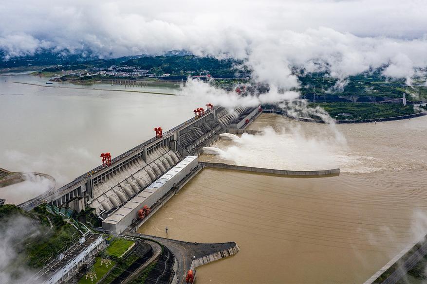 中国电力消费量将在2025年首次突破10万亿千瓦时大关。