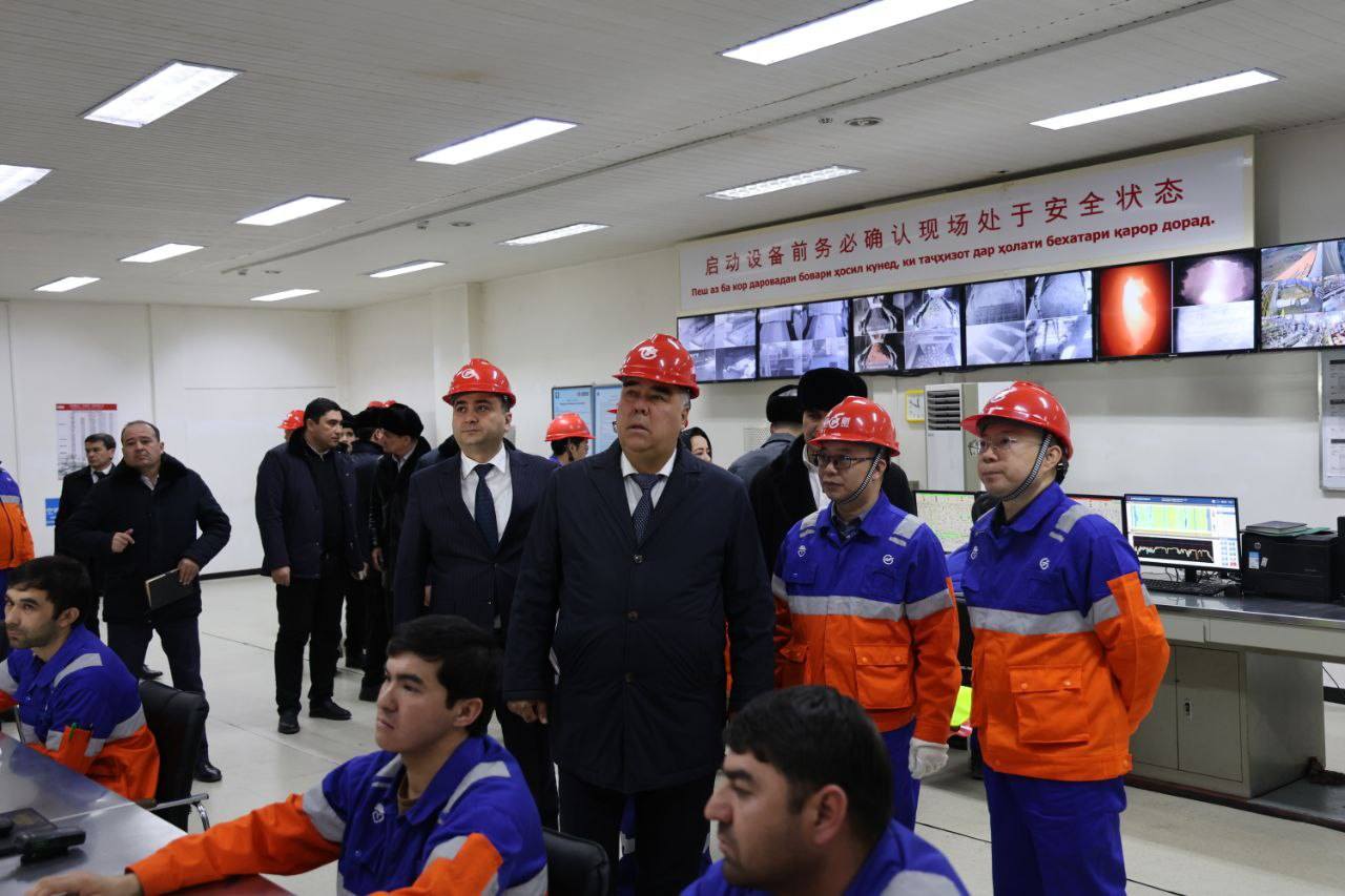 苏格德地区的这家水泥厂每年生产超过100万吨产品。