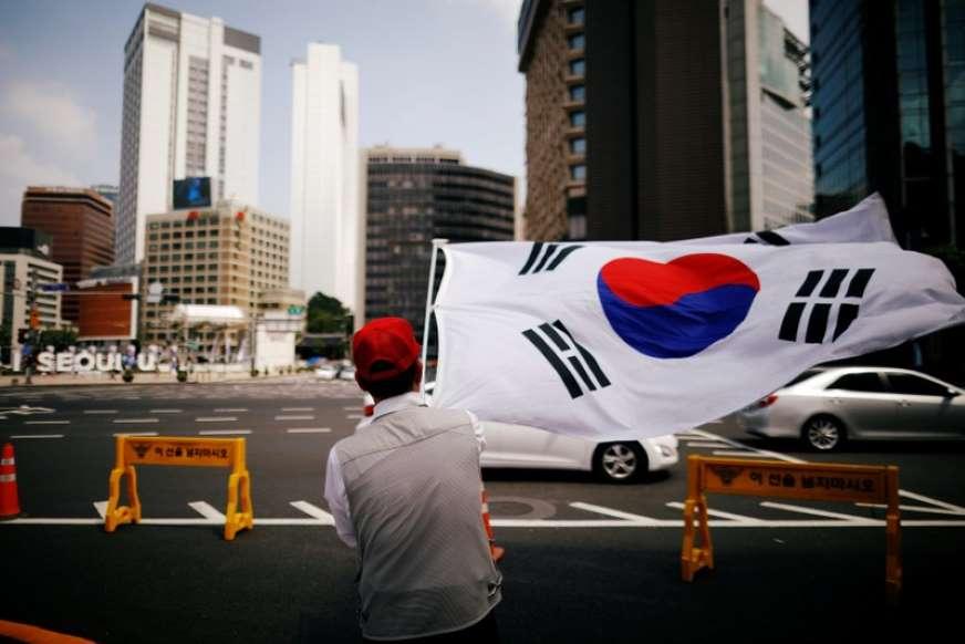 塔吉克人受邀参加韩国的EPS TOPIK就业计划。