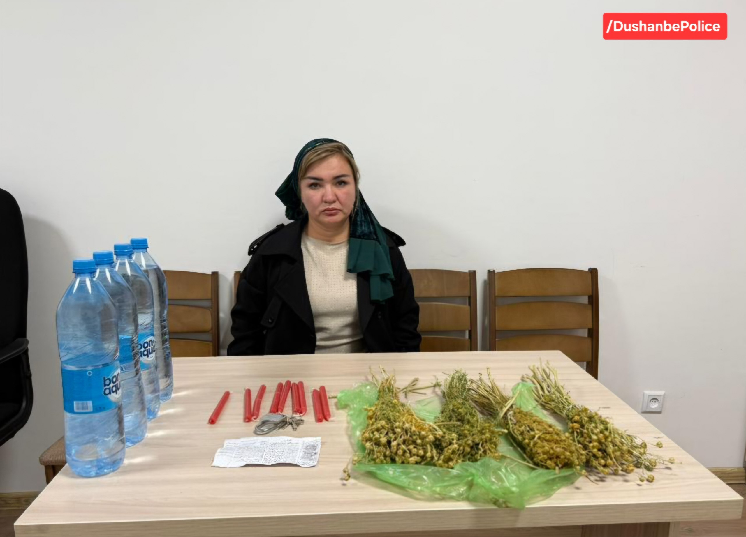 一名女子因在杜尚别从事算命和巫术活动而被捕。