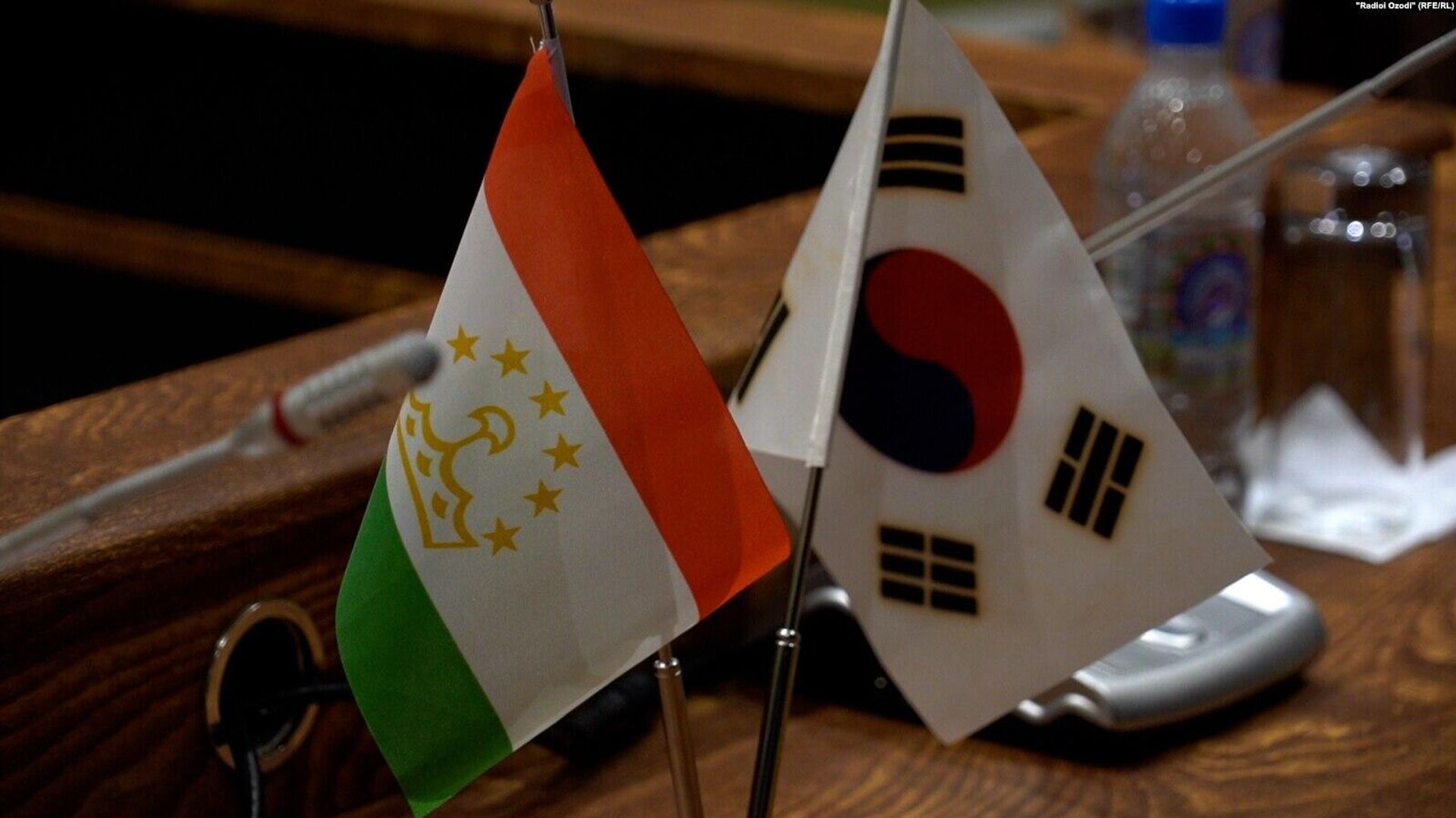 塔吉克斯坦现正接受赴韩国工作的申请。