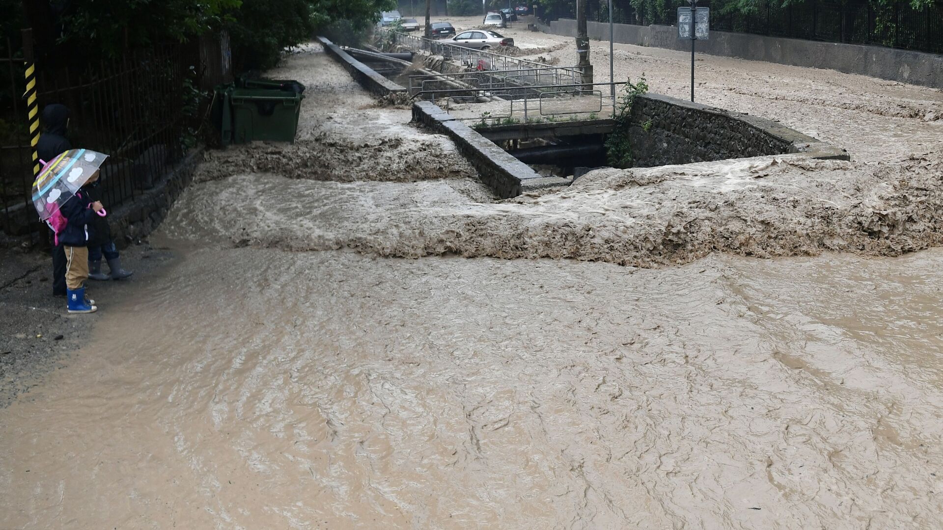 预计塔吉克斯坦将出现强降雨、雪崩和泥石流。