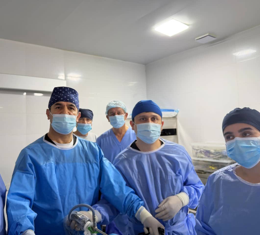 塔吉克斯坦首次实施了采用毕氏II式腹腔镜胃切除术。