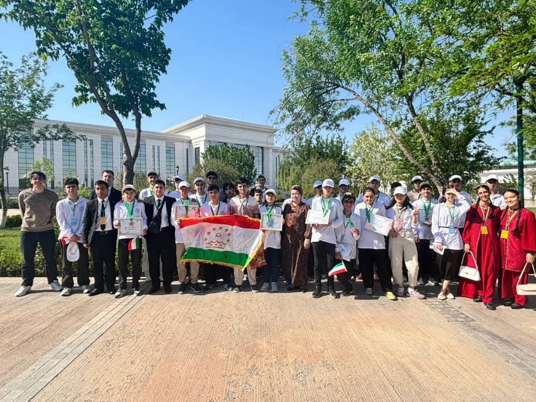 塔吉克斯坦小学生在阿什哈巴德举行的国际数学奥林匹克竞赛中获得 15 枚奖牌。