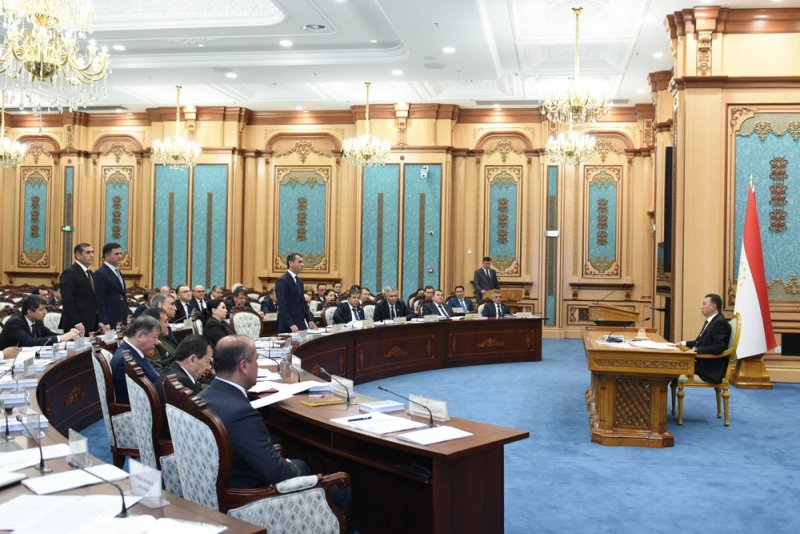 全国反腐败委员会会议在杜尚别举行。