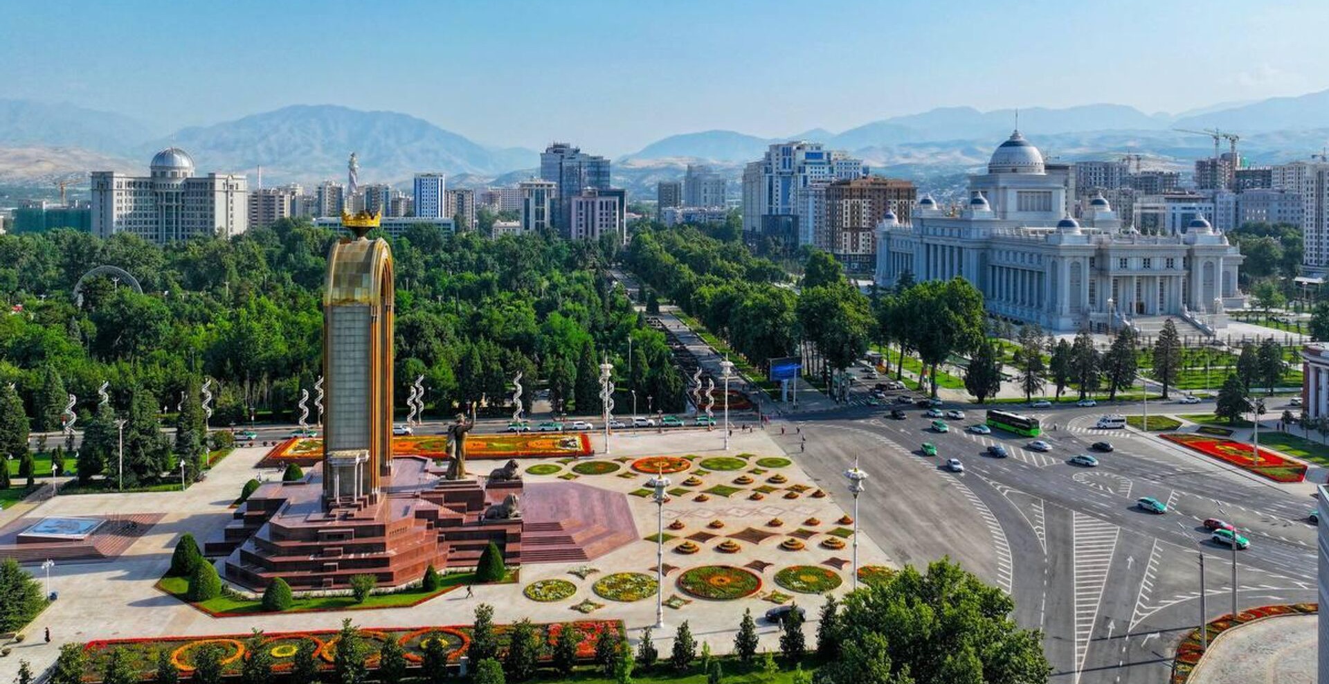 塔吉克斯坦解释了哪些人将受到电子支付新税的影响。