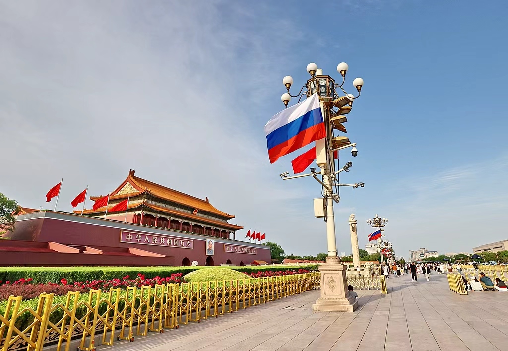 习近平在北京与普京举行会谈