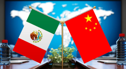 皮尤研究中心的数据显示，美国最亲近的邻国都倾向于中国。